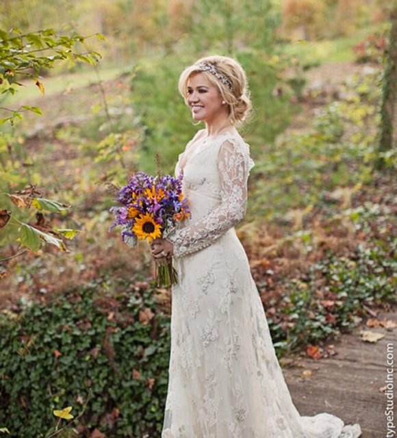 Kelly Clarkson... La mariée!