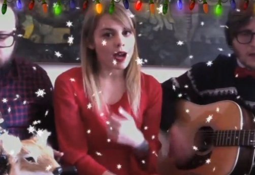 Coeur de pirate chante Noël!