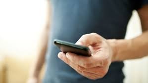 Parler au téléphone en public!