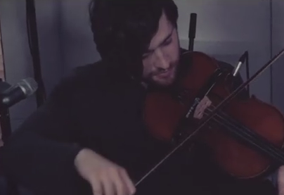 Radioactive acoustique... Frissonnant!