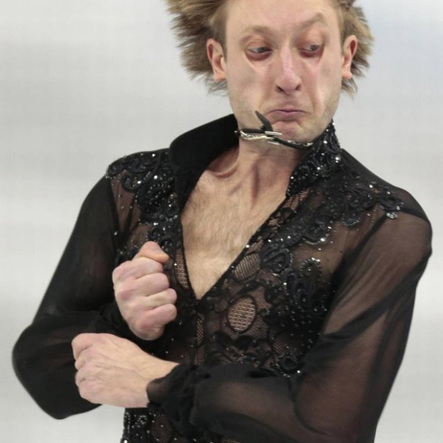 Les drôles de faces des patineurs artistiques!