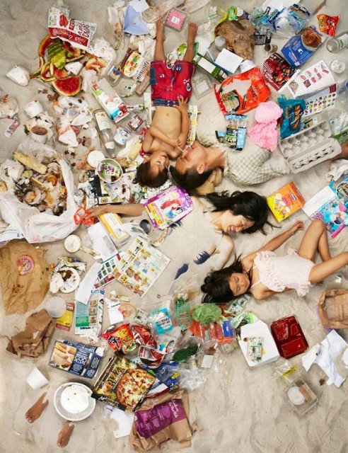 Des photos prises dans les déchets qu’on fait en 1 semaine!