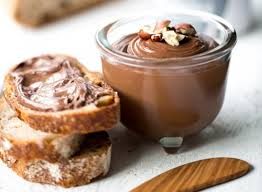 Suggestion d'Hugo: Tartinade-choco-noisettes-maison