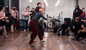 BUZZ : un combat de danse impressionnant !