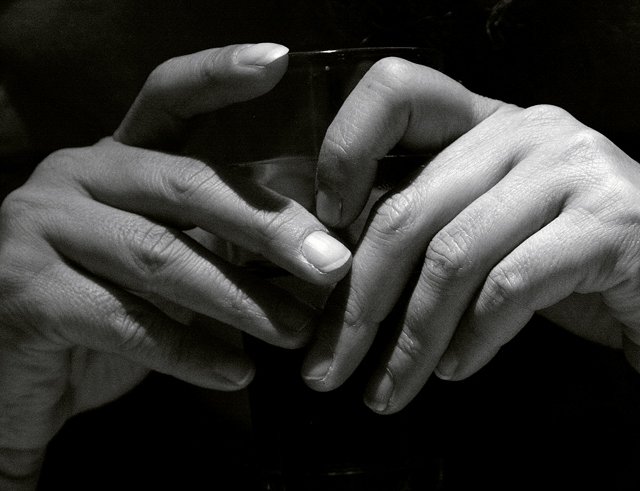 Les hommes avec un court index seraient plus agréables!