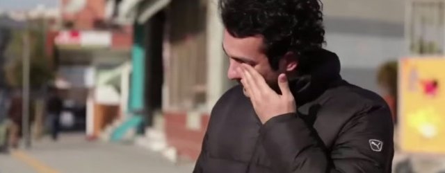 Un quartier entier apprend le langage des signes pour surprendre un voisin sourd