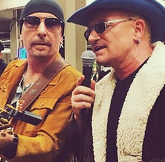 U2 de passage sur le Tonight Show