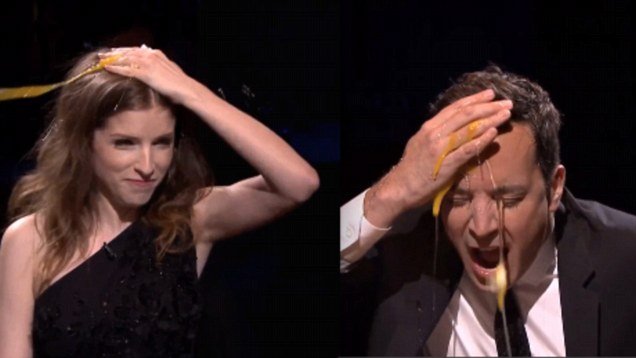 BUZZ : Jimmy Fallon et le Egg Russian Roulette