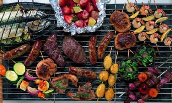 Barbecue: des chefs vous donnent leurs trucs!