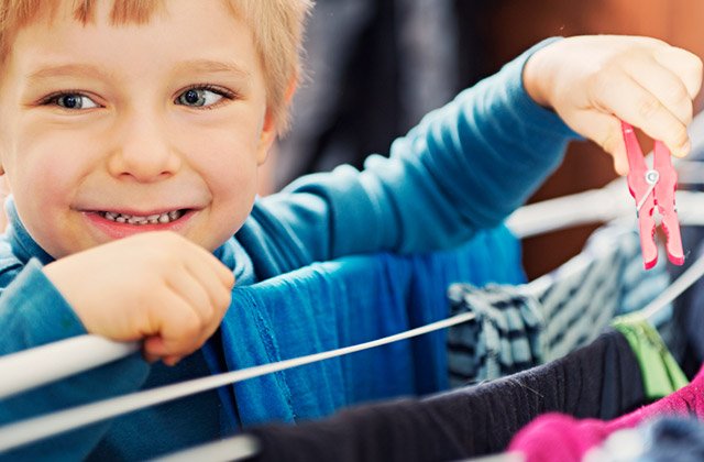 Tâches à confier à un enfant selon son âge