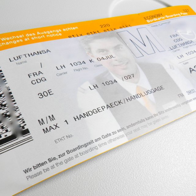 Prudence avec votre carte d'embarquement sur Facebook