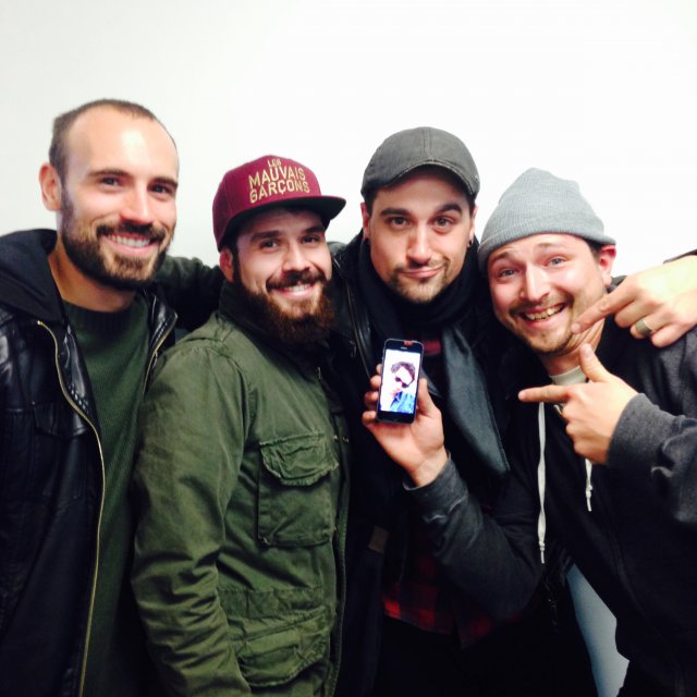 Plus Charmants que Salauds mets-en!