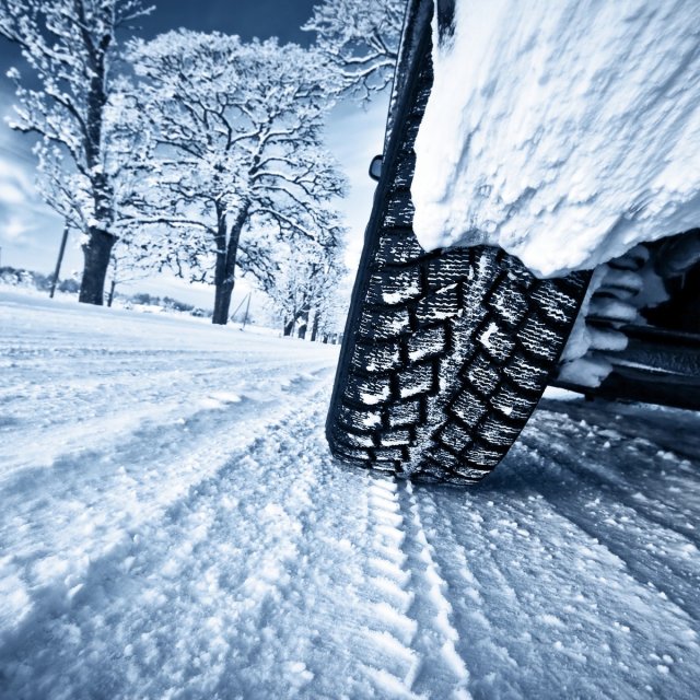 Quelques trucs pour économiser de l'essence en hiver