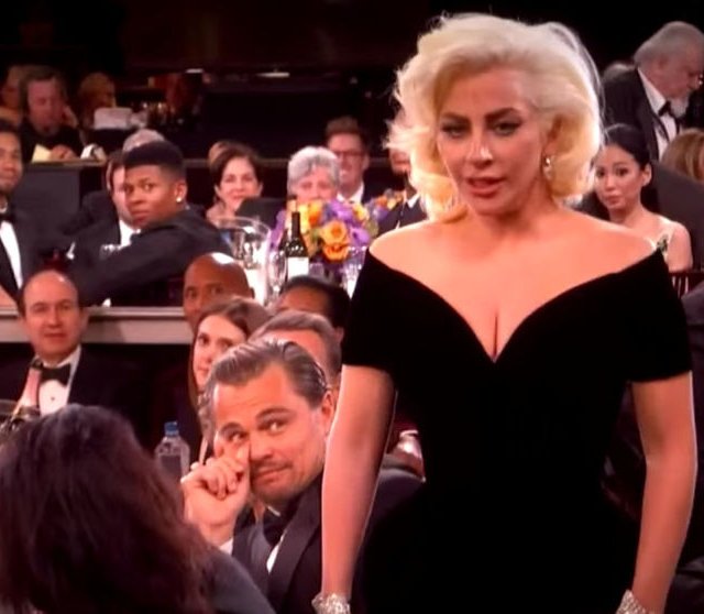 Une scène qui a fait rire la Toile pendant la cérémonie des Golden Globes!