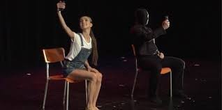 DOSSIER : Exploitation sexuelle des jeunes filles 