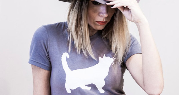 Mode et chats font bon ménage pour une cause!