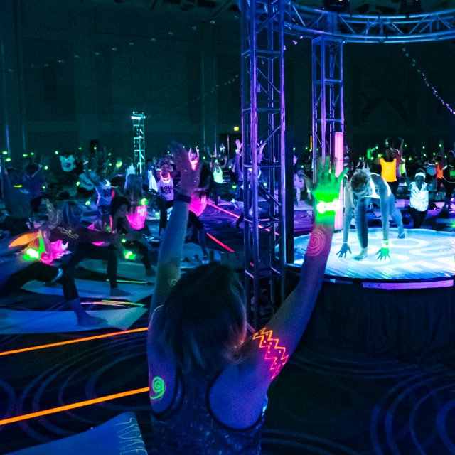 Soul Pose : un événement de yoga hyper festif débarque à Québec!