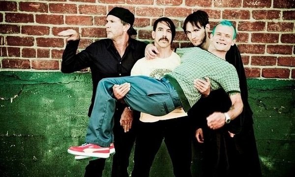 ANNULÉ: Les Red Hot Chili Peppers au Centre Vidéotron