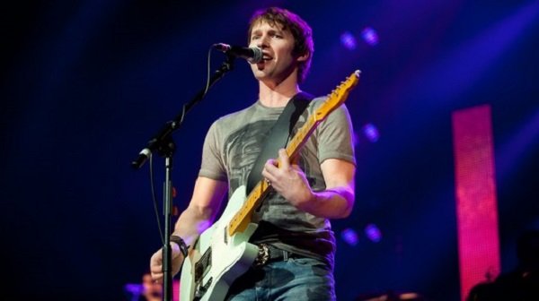 James Blunt ne recommande pas «You’re Beautiful» pour votre mariage