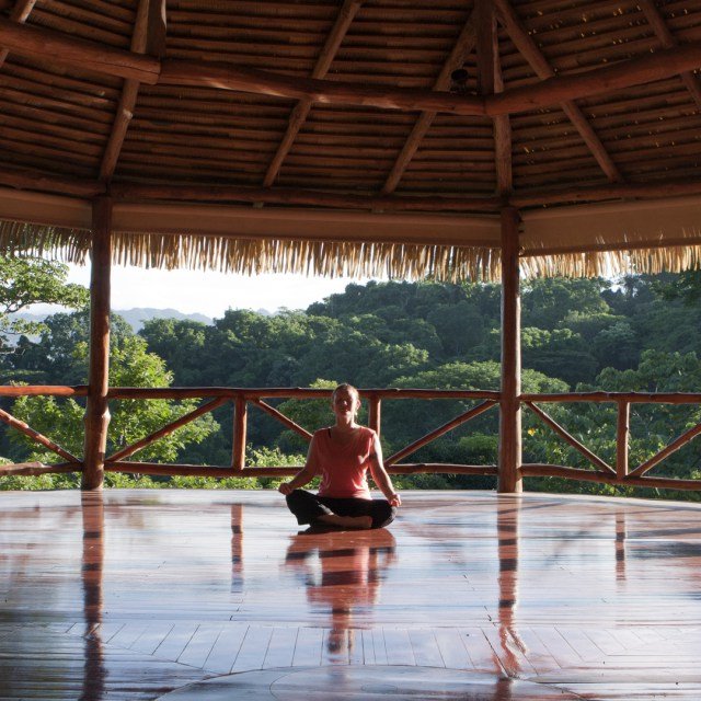 Une plateforme pour magasiner vos retraites de yoga !