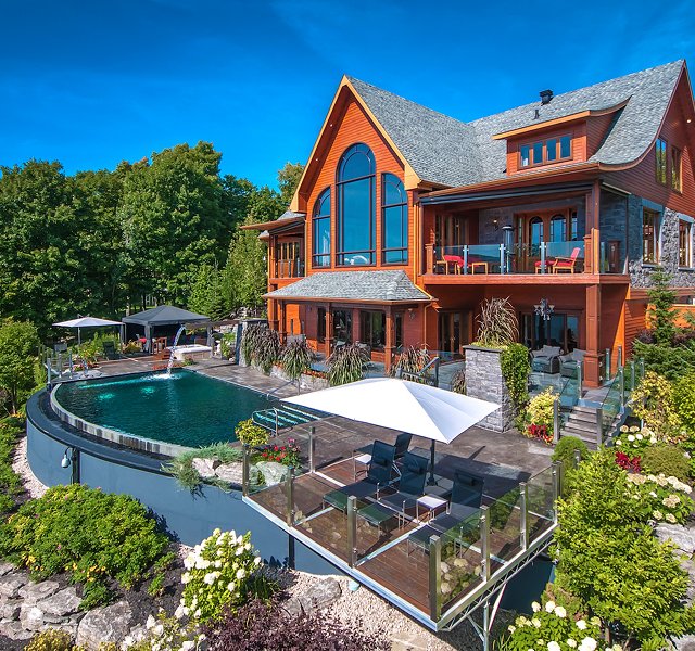 À vendre : la maison la plus chère de la région !