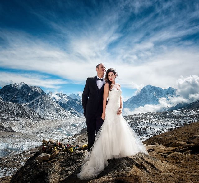 Un mariage sur l'Everest !!