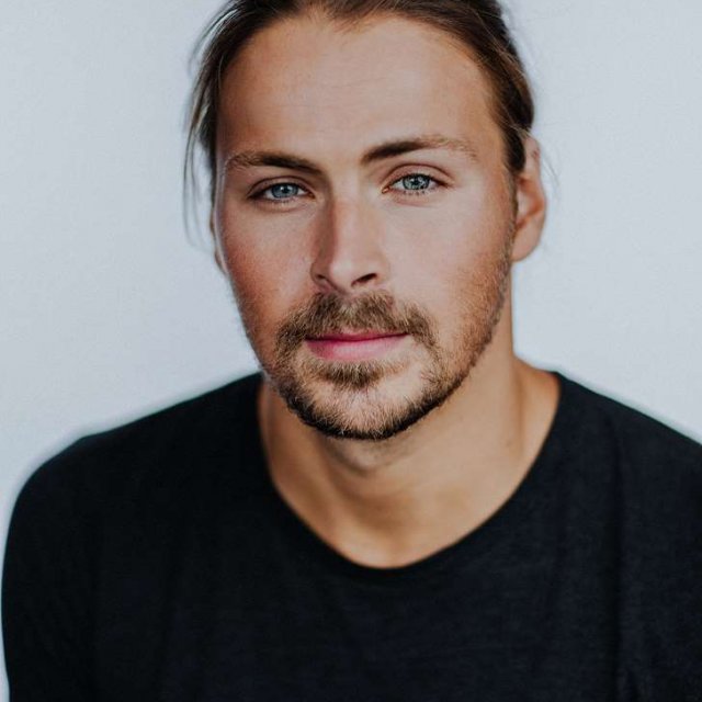 Voici des livres pour enfants écrits par Pascal-Hugo d’Occupation Double