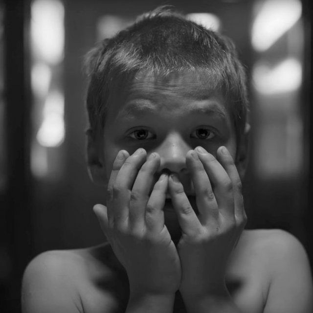 Le nouveau clip coup-de-poing de Charlotte Cardin