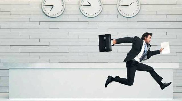 Les retardataires sont des optimistes! 