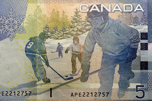 Il y a énormément d'argent qui se brasse dans le monde du hockey