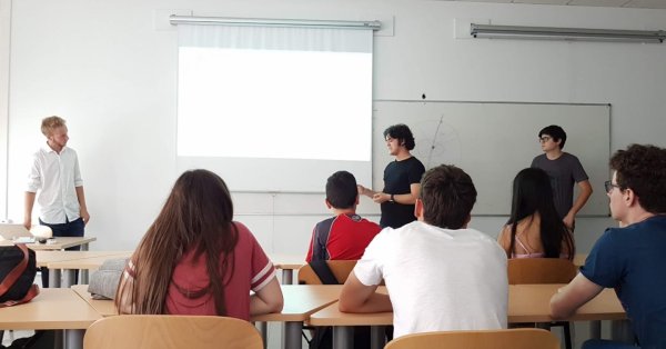 Nos ados: ces oubliés de la crise...