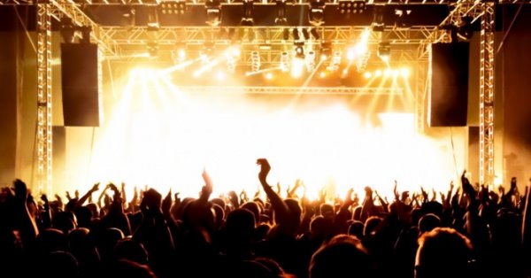 Vers un retour des spectacles à l’automne