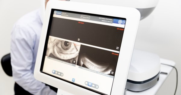 Yeux secs? C’est peut-être la faute de vos écrans!