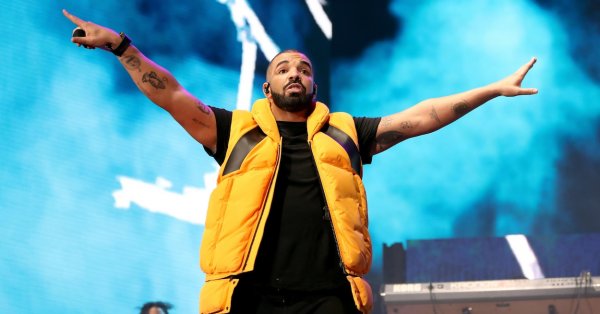 Drake couronné artiste de la décennie selon Billboard