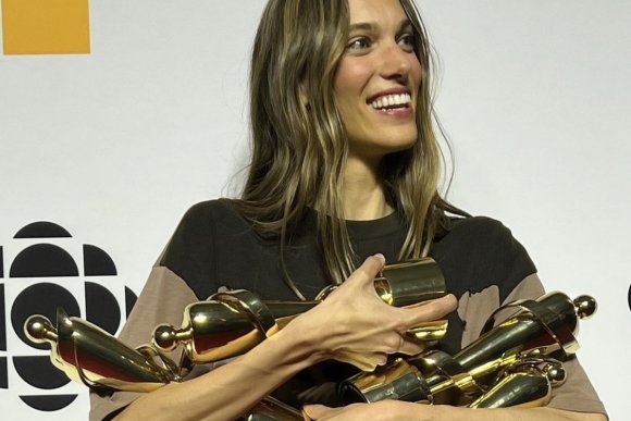 Domination de Charlotte Cardin aux prix Juno