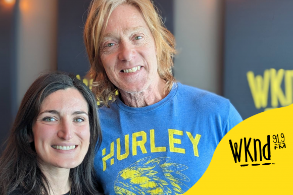 WKND récompense la plus grande fan de Milky Chance à Québec