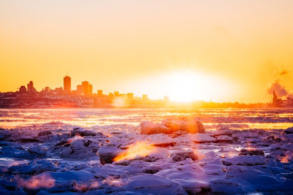 Un ti-peu plus clair, un ti-peu plus tard