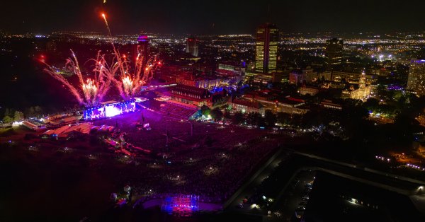 Gagnez une paire de billets Jardin pour voir Avril Lavigne et Simple Plan au FEQ